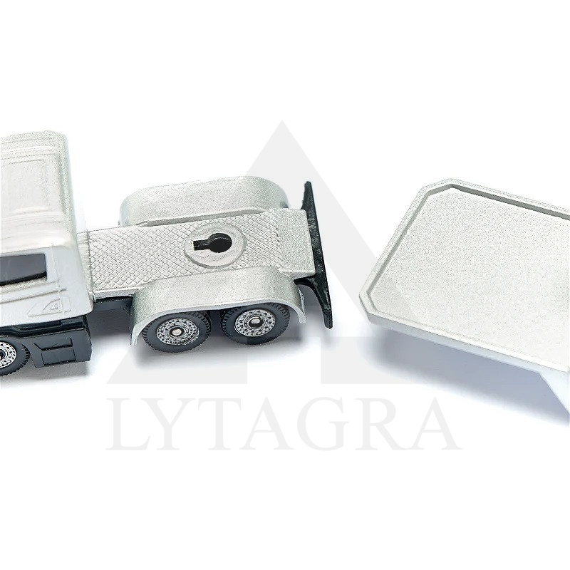 1610 KRAVAS AUTO AR PIEKABI UNHELIKOPTERU