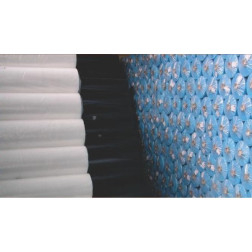 Stabilizēta polietilēna plēve 6M 80M 0.150MM 480M2 Stabilizēta polietilēna plēve 6M 80M 0.150MM 480M2