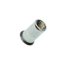 UZGRIEZNIS-KNIEDE M8 TĒRAUDA FH03011008011