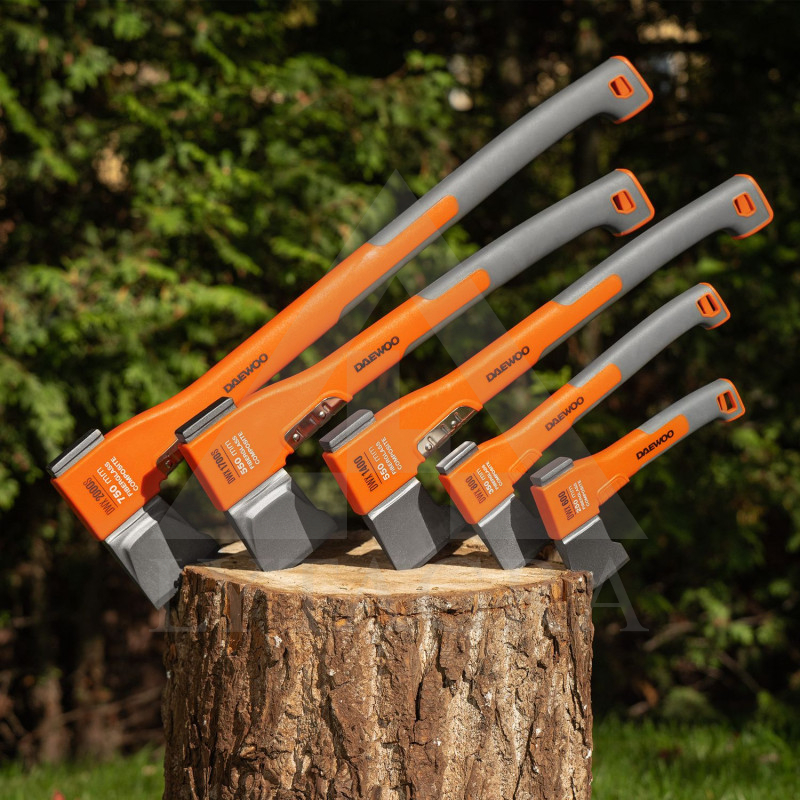 Universāls cirvis S izmēra Daewoo DWX 600