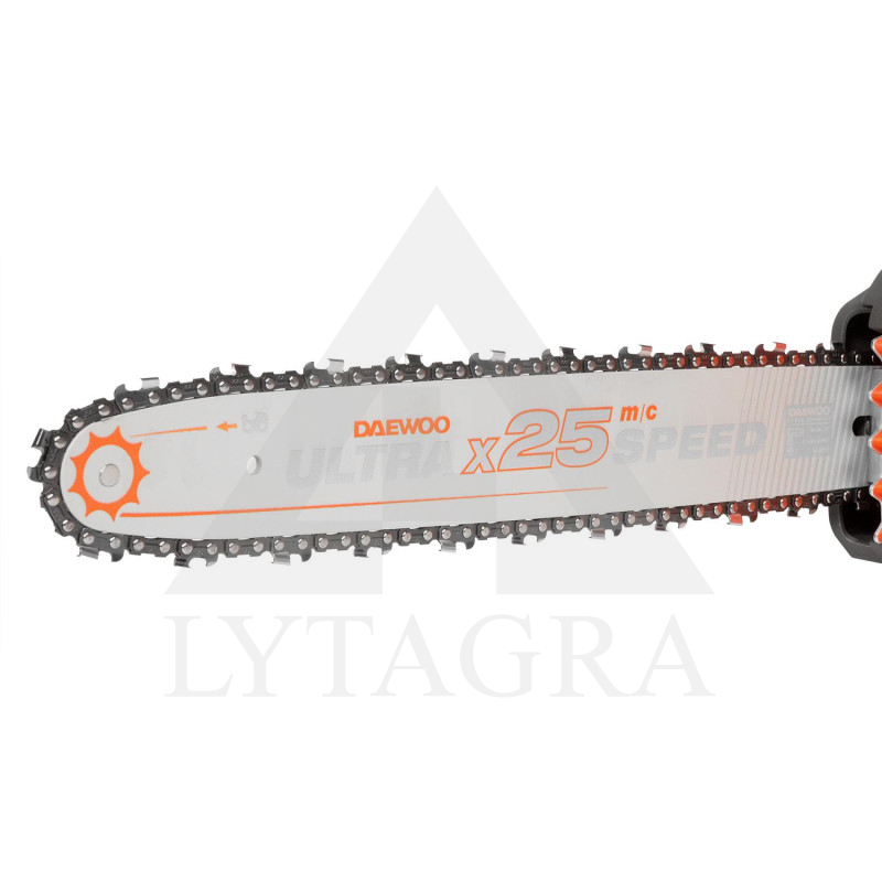 Akumulatora ķēdes zāģis DAEWOO DACS 1642Li komplekts 2 x 21V (42 V)